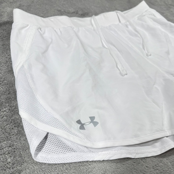 Under Armour Women’s XL White HeatGear Shorts Athletic Loose Fit Pockets - Picture 2 of 12